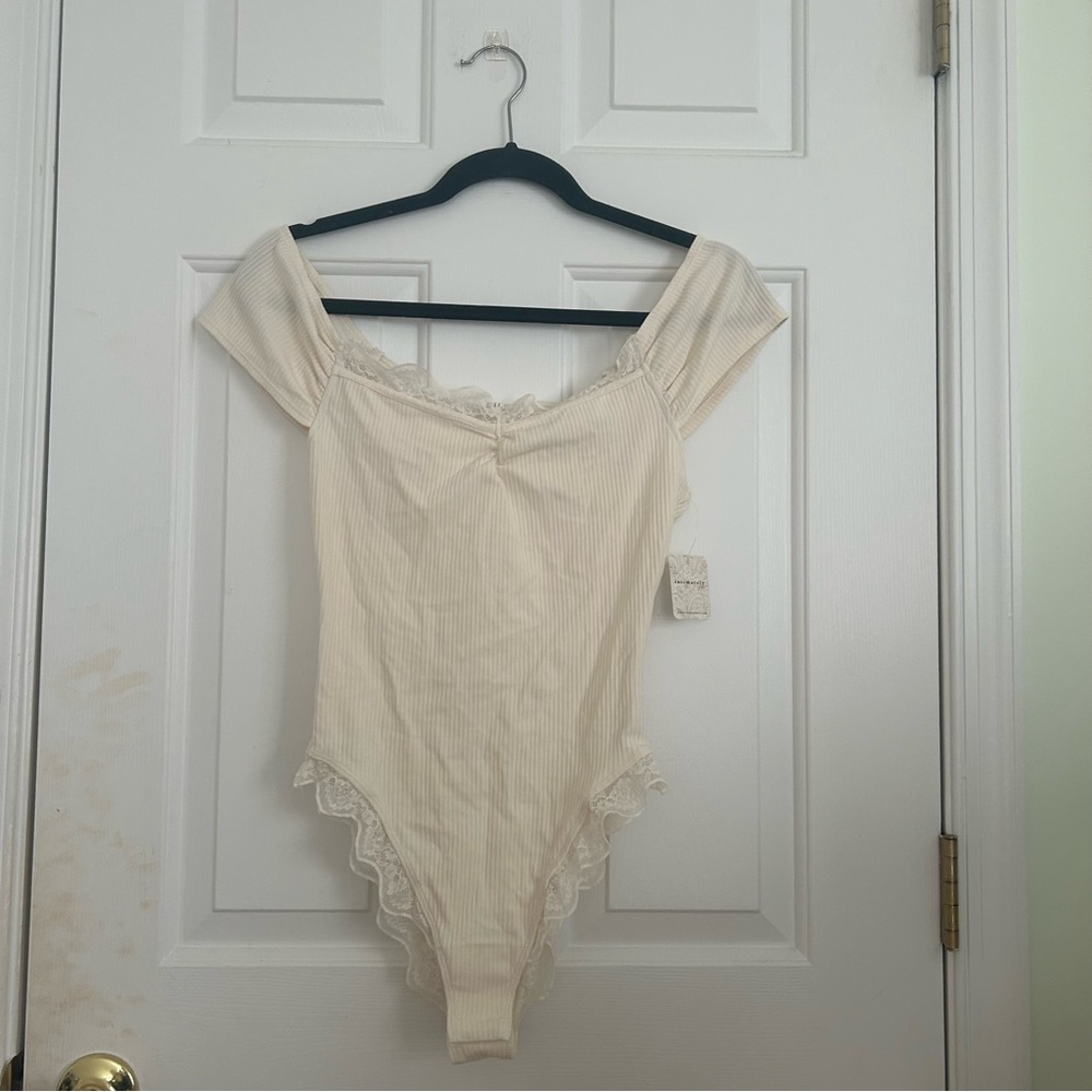 Women’s Free People bodysuit
